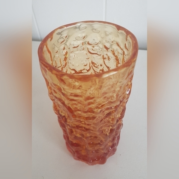 1970s Whitefriars Bark Vase in Gold FLC - Picture 3 of 8